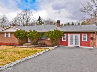 186 Penn Forest Trl, Albrightsville, PA 18210