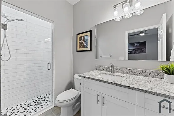 4602 N Manley St — Photo 15
