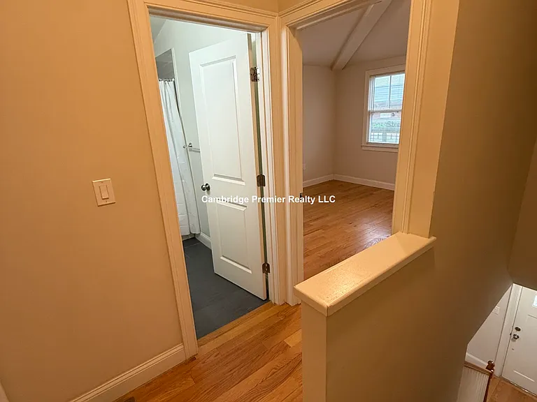 461 Somerville Ave — Photo 8
