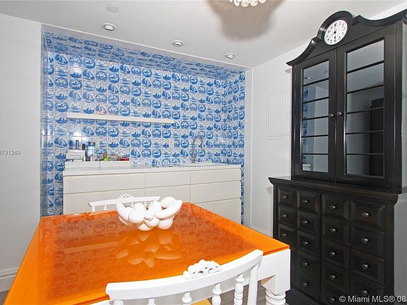 5th image of 1100 West Ave #515