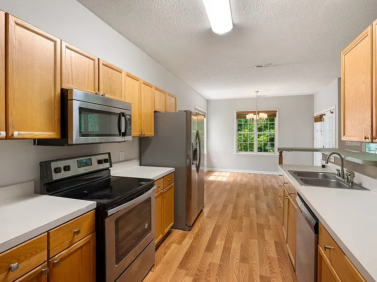 5412 Grand Traverse Dr — Photo 10