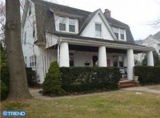 202 10th Ave, Haddon Heights, NJ 08035