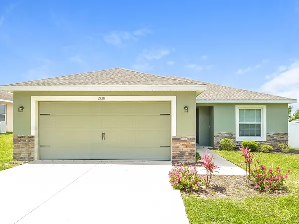 2738 Athens Dr, Leesburg, FL 34748