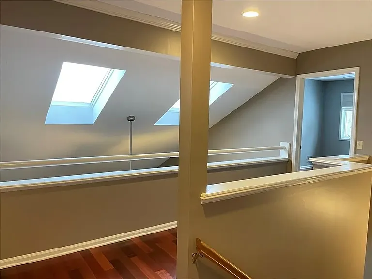 10 Southwick Ct — Photo 17