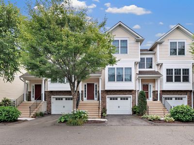 1102 Woodland Hills Drive #1102, Trumbull, CT, 06611