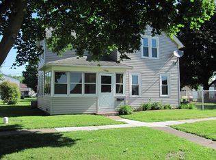 1009 15th Ave, Fulton, IL 61252