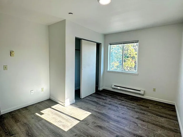 533 Methow St — Photo 4