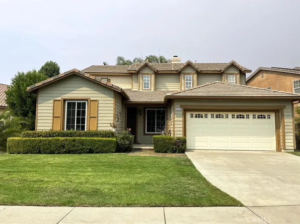 33494 Warwick Hills Rd, Yucaipa, CA 92399