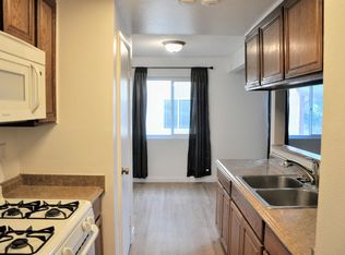 1189 W Sierra Madre Ave APT 3, Azusa, CA 91702