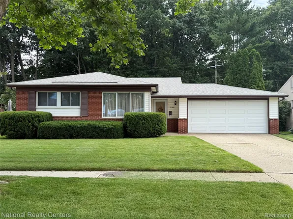 14400 Stonehouse Ave, Livonia, MI 48154