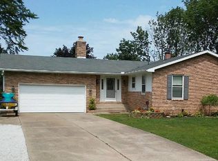 3800 Saltsman Rd, Erie, PA 16510