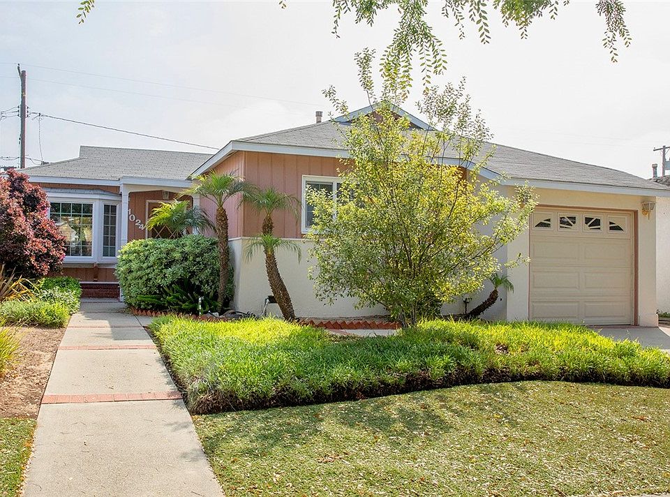 1st image of 1024 Cranbrook Ave