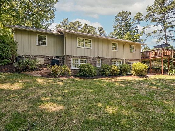 3rd image of 450 E Conifer Ln