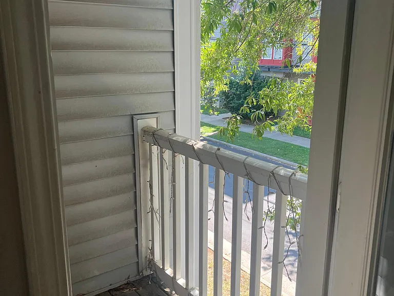 Upstairs balcony