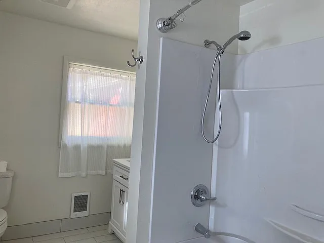 Master bathroom.