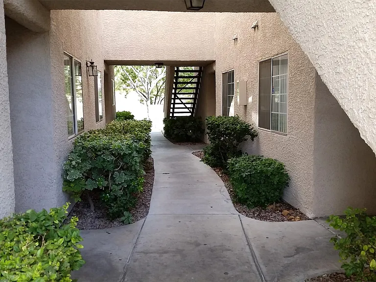 6500 W Lake Mead Boulevardbuilding #A3 — Photo 3