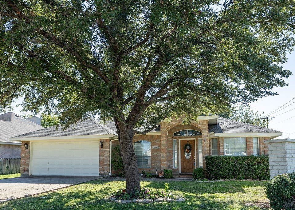 1st image of 7450 Brittany Pl