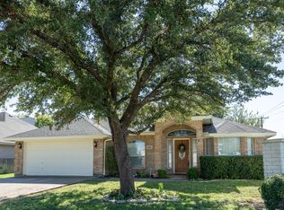 7450 Brittany Pl, Fort Worth, TX 76137