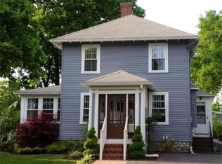 21 Summer St, Wakefield, MA 01880