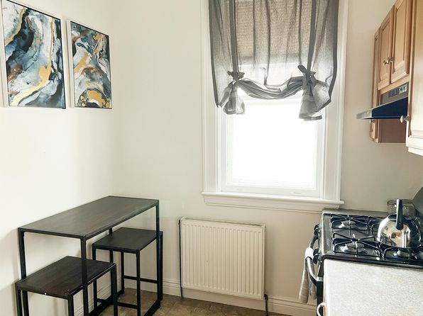 1605 N Front St APT 3