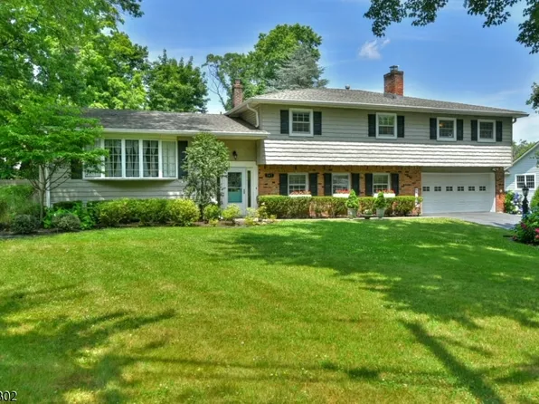 547 Richard Pl, Wyckoff Twp., NJ 07481