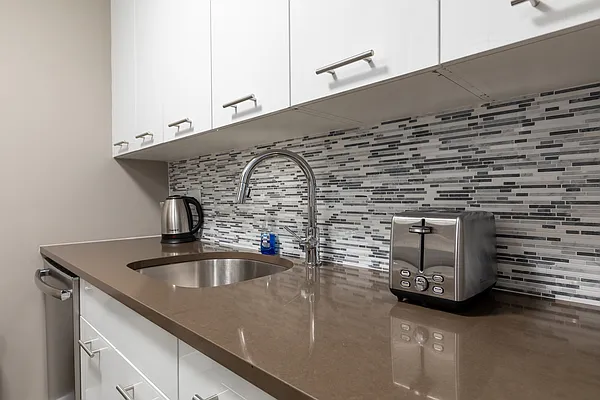 Rented by MyNyHousing | media 93