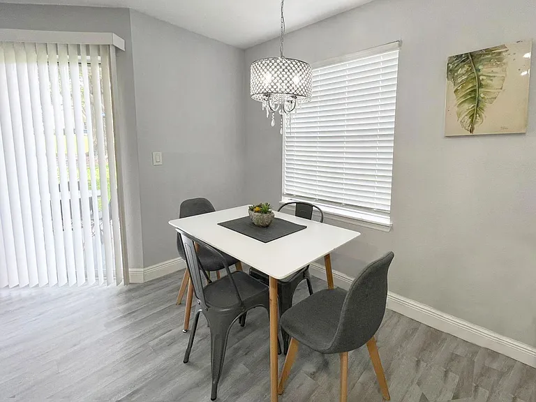 7250 Westpointe Blvd — Photo 8