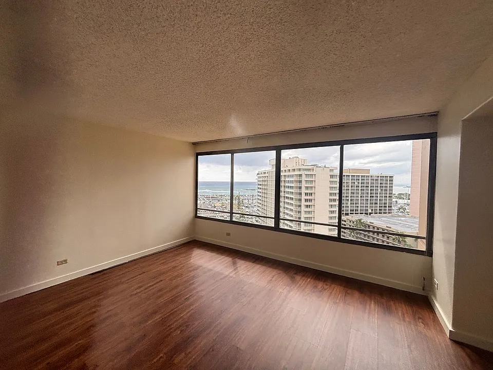 1778 Ala Moana Blvd #1820