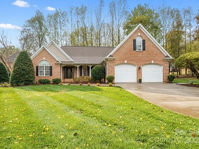 2963 Reynaud Ct, Newton, NC, 28658