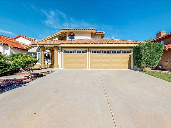 2nd image of 25474 Blackthorne Dr