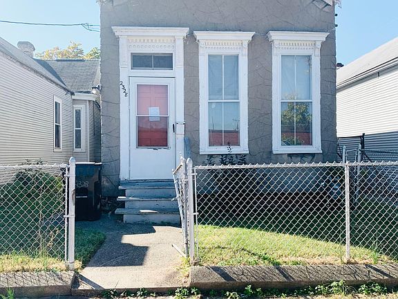 2nd image of 2328 Griffiths Ave