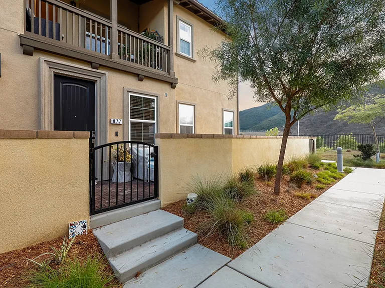 Blackstone Dr — Photo 7