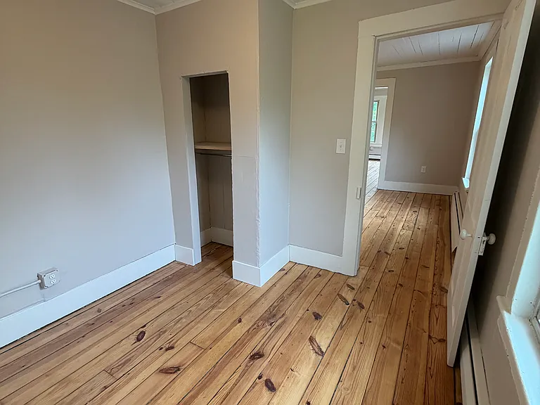 124 Huguenot St #201 — Photo 22