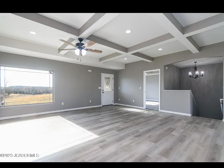 5706 Summerfield Ct — Photo 3