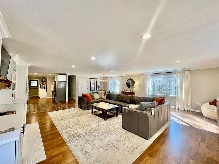 18 Bran Rick Ln — Photo 2