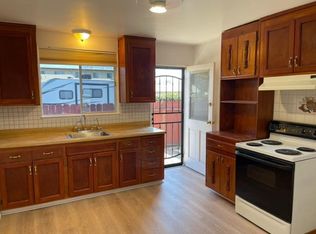 490 Schafer Rd, Hayward, CA 94544