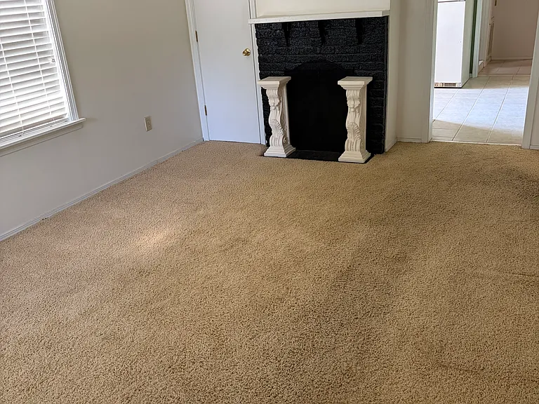 519 Coal St — Photo 2