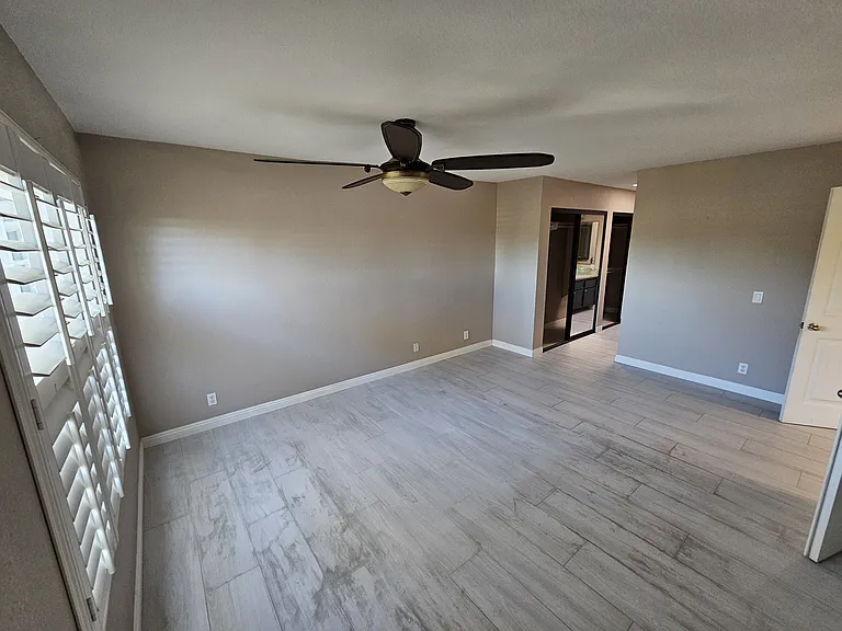 12108 Creekside Ct — Photo 5