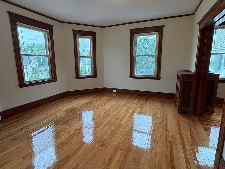 61 Kent St #2 — Photo 1
