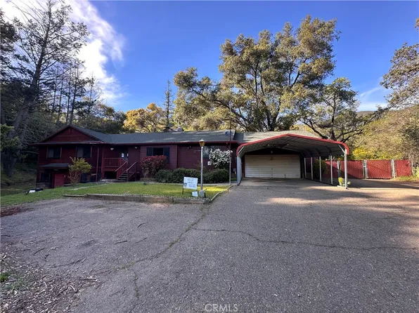 3065 Lakeview Dr, Nice, CA 95464