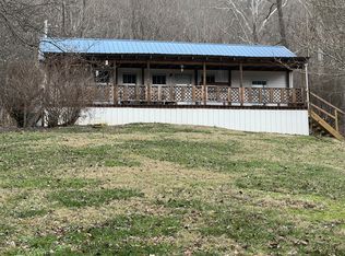 618 Old Baker Mountain Rd, Spencer, TN 38585