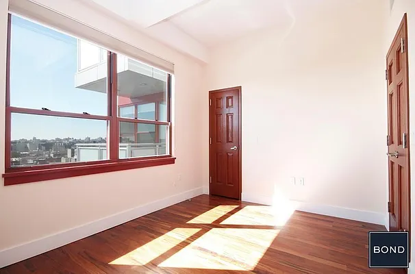 Rented by Bond New York | media 12