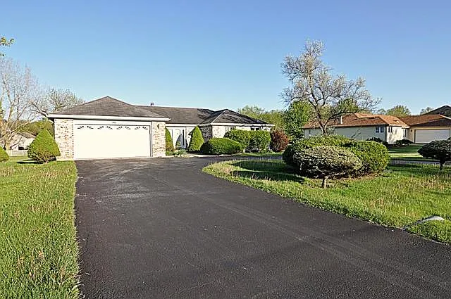 23745 S Kurt Ln photo 1
