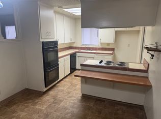 409 Sherwood Dr, Gustine, CA 95322