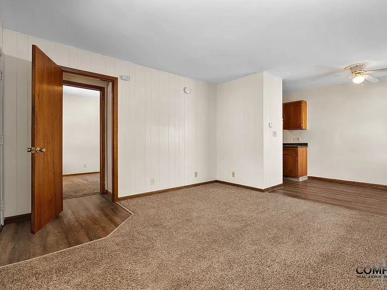 417 Washington St Apartments — Photo 19