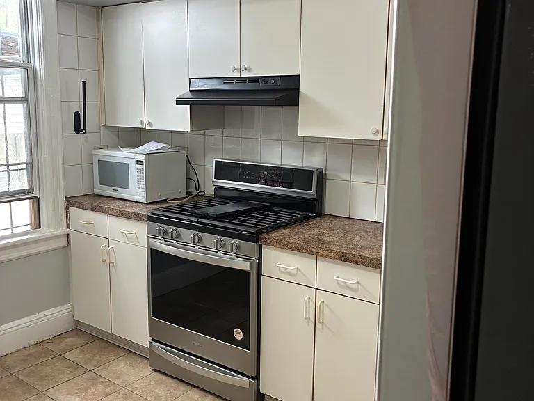 326 Stegman Pkwy #1 — Photo 9