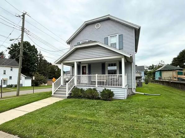 312 Riverside Dr, Johnson City, NY 13790