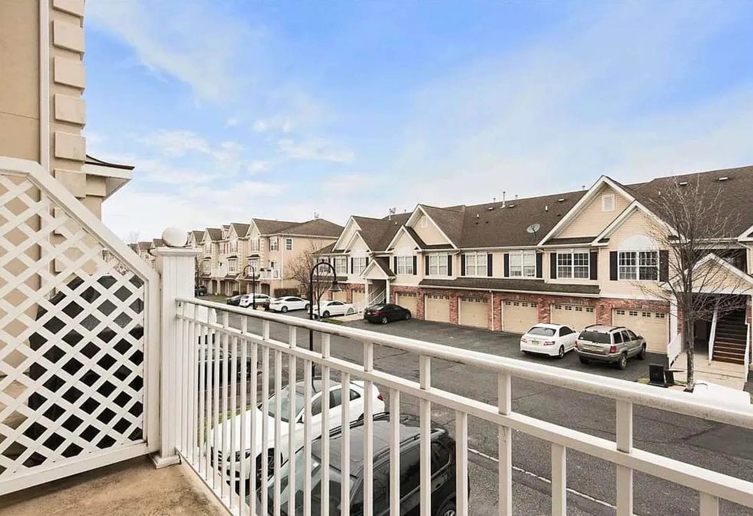 2 bed, 3.5 bath, $3,900 — Photo 4