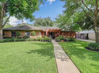 2440 Brookmere Dr, Houston, TX 77008