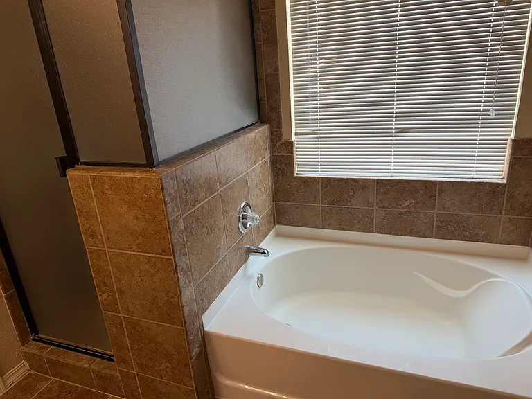 14429 Fernando Zubia Ave — Photo 38